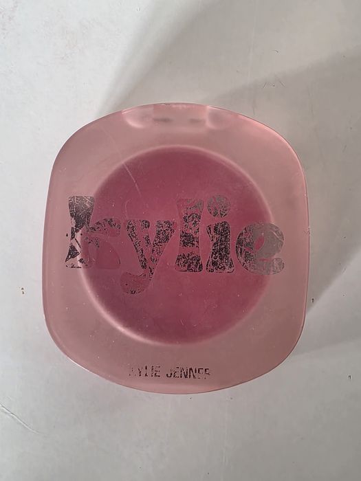 Róż Kylie cheek glow balm