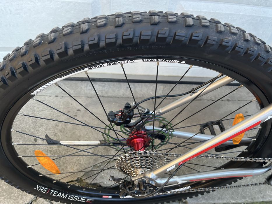 Гірський велосипеб Trek wahoo 29