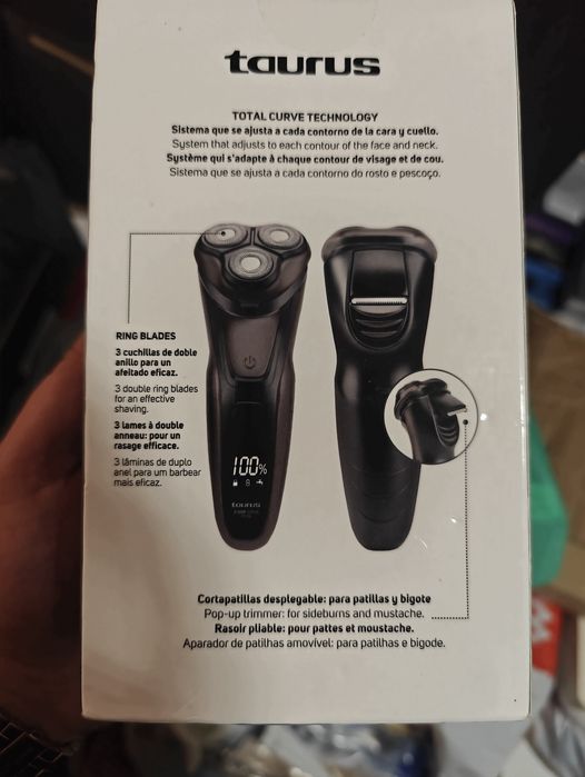 Máquina de barbear eléctrica Taurus 3 Side Shave Plus