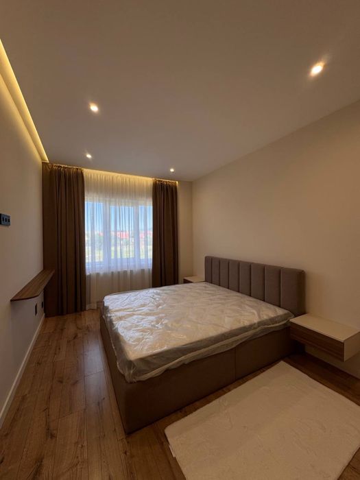 Оренда таунхаусу з своїм двором.