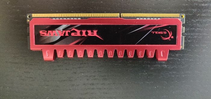 Memória RAM G.Skill Ripjaws (Kit 8Gb - 4Gb x2) DDR3 1600MHz CL964752179290882121