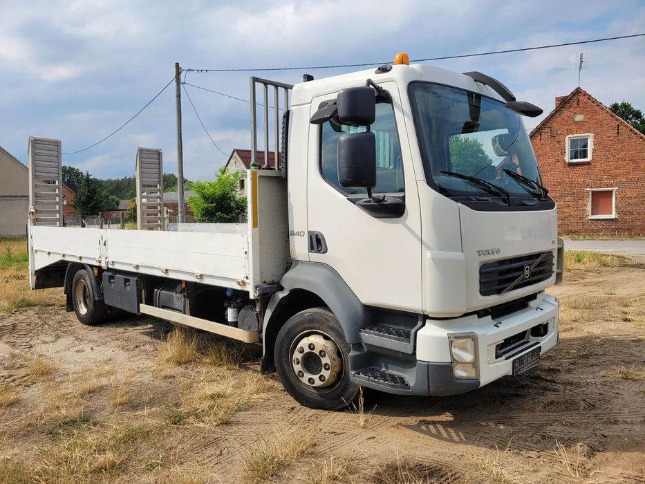 Volvo Fl 240  Volvo fl 240 najazd auto laweta pomoc