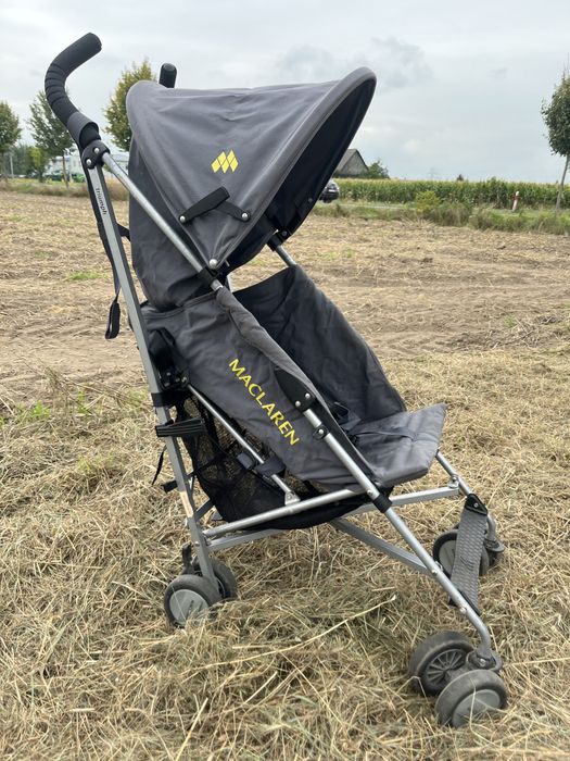 Maclaren Triumph- lekka spacerówka typu „parasolka”.