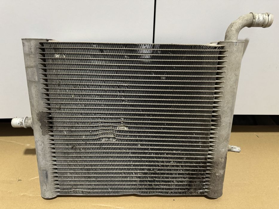 Інтеркулер Range Rover FPLA 8D048AA