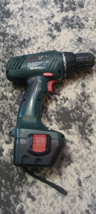 Шуруповёрт дрель