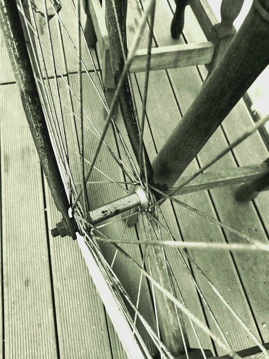 Bina centenaria de 80 a 130 anos