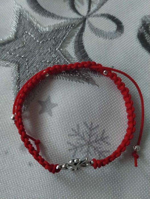 Bransoletka z koniczynką