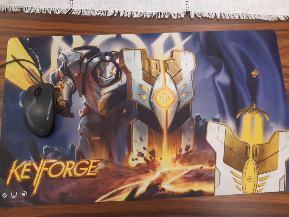 2 Playmats keyforge