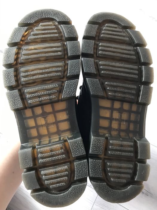 Утеплені черевики Dr. Martens Air Wair