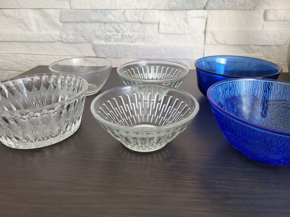 Piękny zestaw 6 salaterek