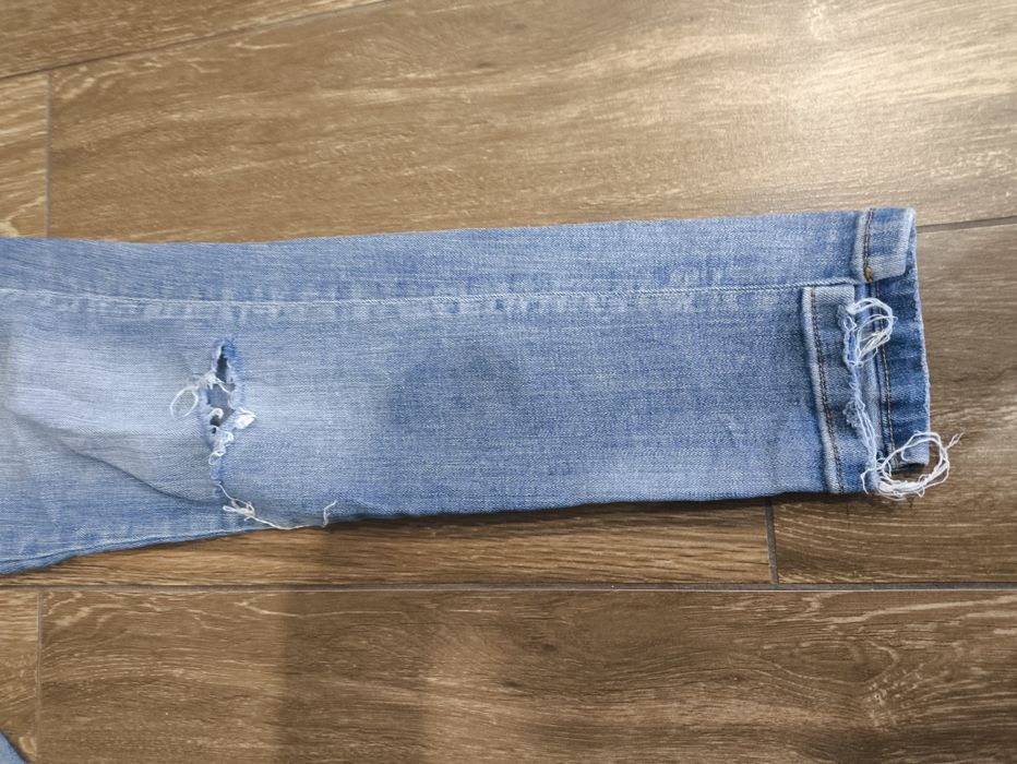 Spodnie damskie z dziurami Zara Basic