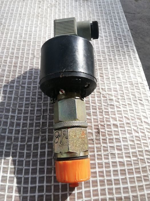 Продам реле тиску TGL 10952