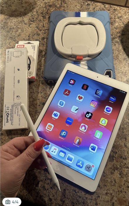 Tablet iPad Apple Retina 10” - super stan