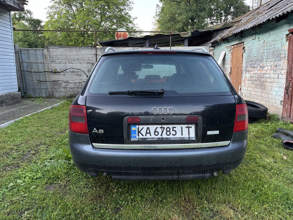 Ауді А6С5 кватрова під ремонт