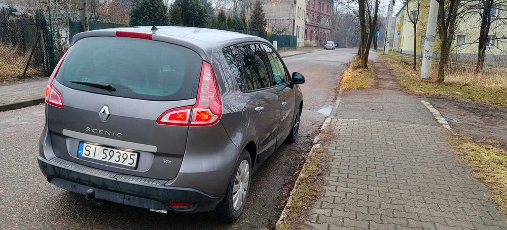 Renault Scenic 3 1.4 tce niski przebieg rok 2011