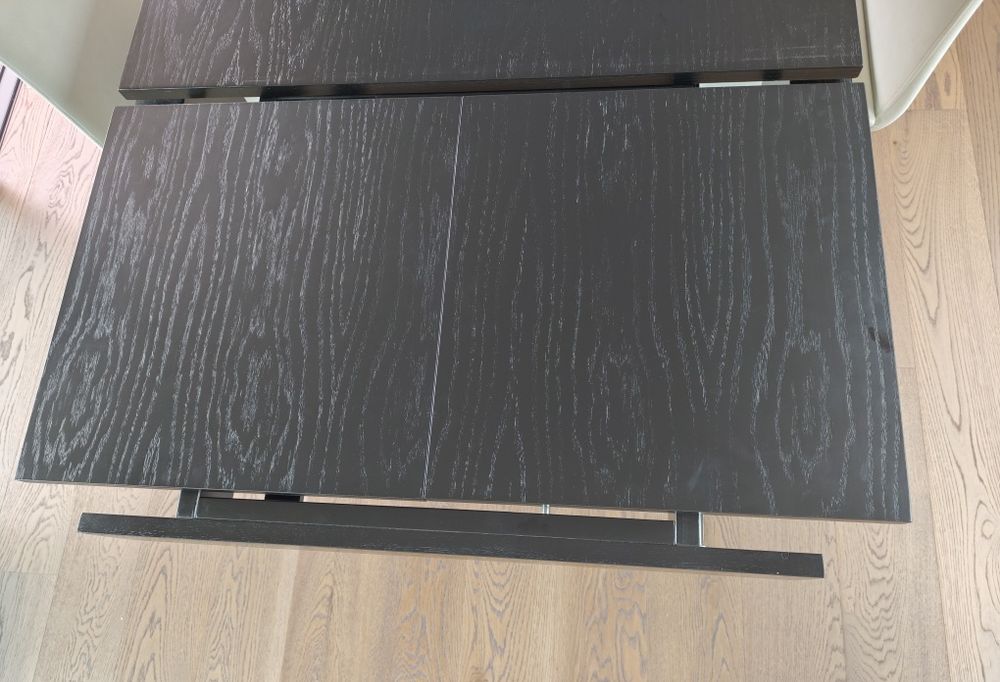 Mesa de jantar extensível / madeira wengue