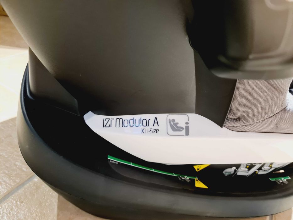 Cadeira automóvel Besafe e base Besafe