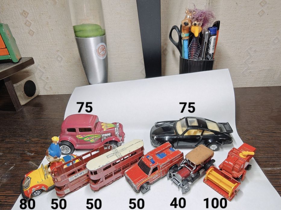 Машинки модели hot wheels matchbox majorette ertl