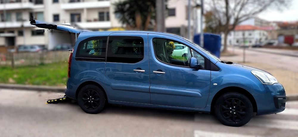 Berlingo BlueHDi 100 TPMR ETG6, Rampa Cadeira de Rodas, Homologação DUA, IPO válida, Garantia 18M, Profissional