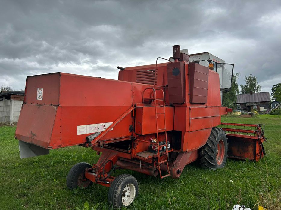 Kombajn Bizon Super z kabiną