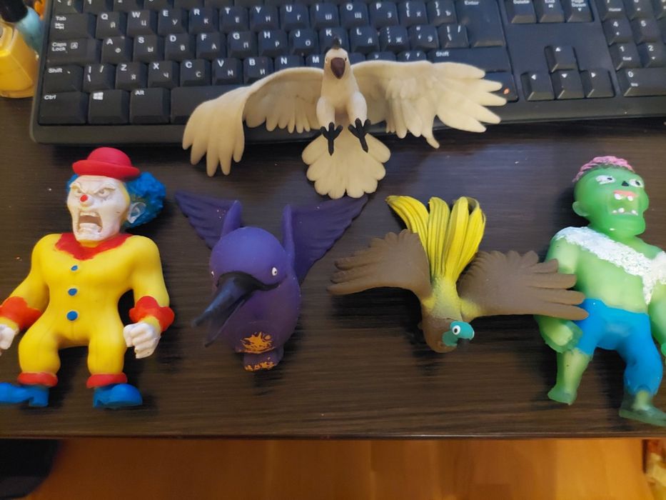 Продам бакуганы,антистресс и др