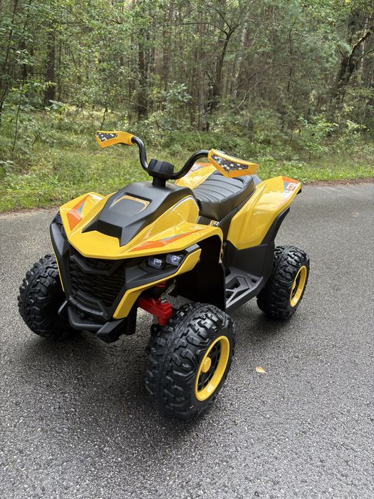 Quad na akumulator elektryczny pojazd autko