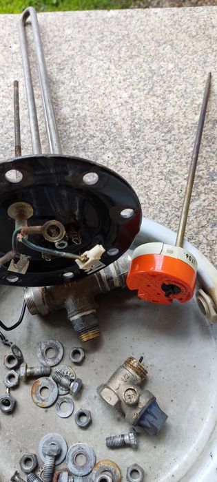 Agora tudo do anuncio €75, Acessórios para painel solar BaxiRoca e out