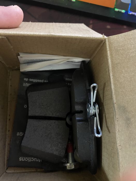 Pastilhas de travão novas 1 par