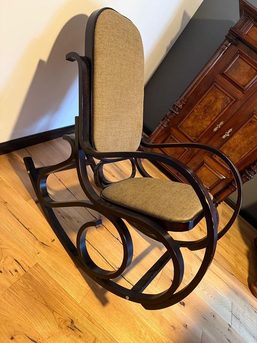 Fotel bujany gięty nowa tapicerka