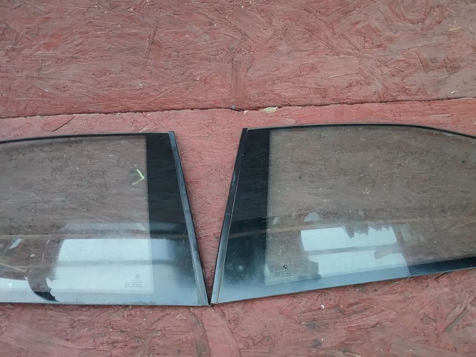 bmw e36 coupe oryginalne szyby tył boczne lewa / prawa uchylna o nr.