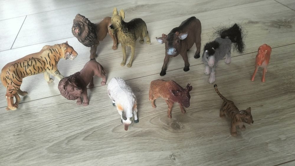 Zwierzątka figurki