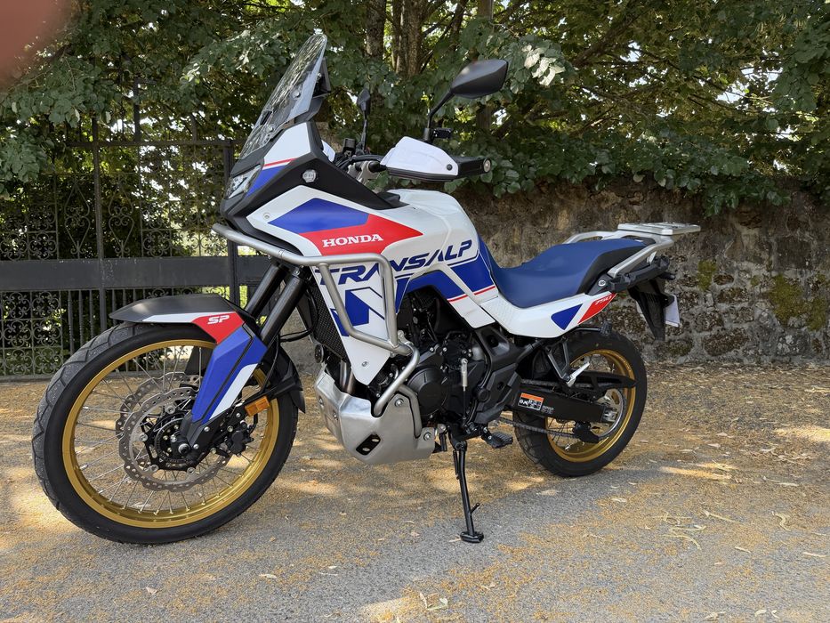 Honda transalp 750 2025 pack sp (ler bem o anuncio)