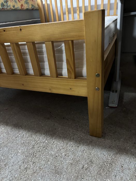 Cama de casal excelente