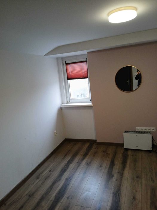 wynajem lokalu usługi, biuro 18 m (2) plus korytarz 13 m (2)- 829 zł