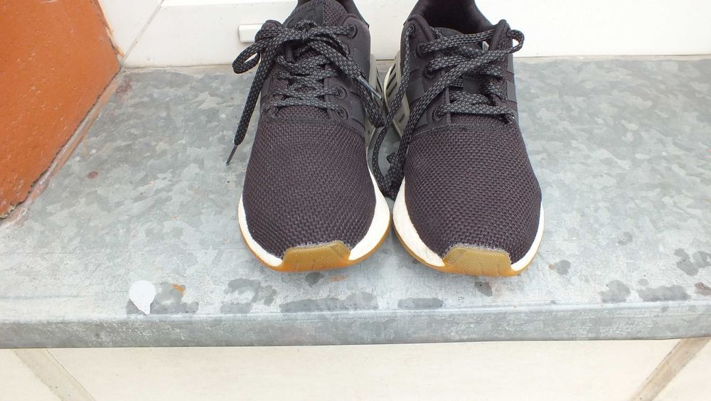 Super buty sportowe marki Adidas Nmd R1 roz 36 2/3