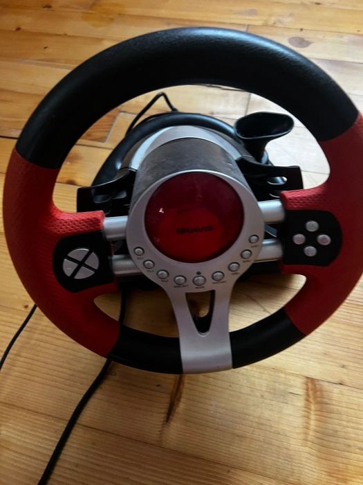 Продам ігровий руль та педалі