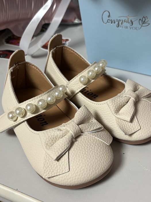 Сукня для принцеси дівчинки