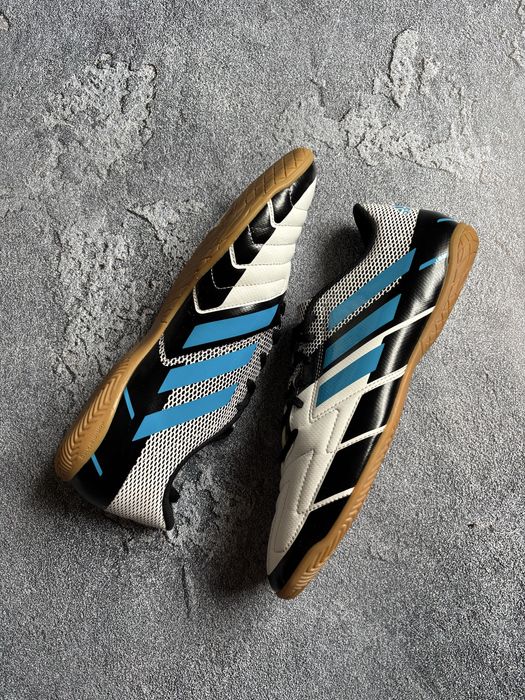 Футзалки Adidas Neoride