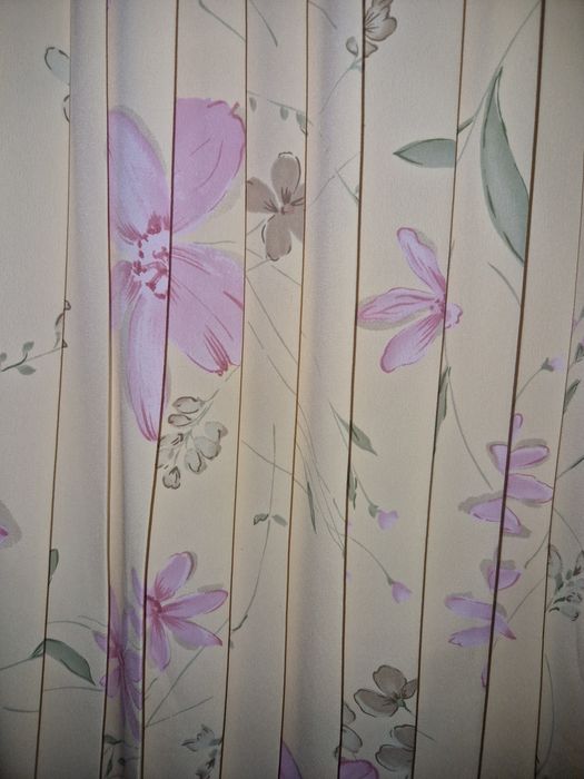 Яскрава спідниця