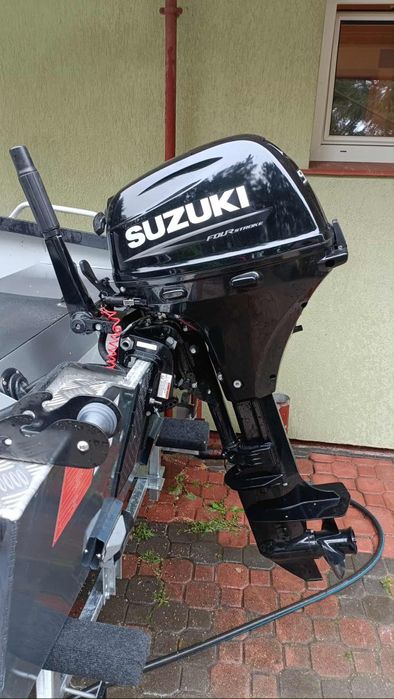 Silnik zaburtowy Suzuki 9.9 km