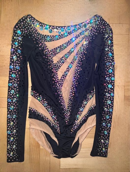 strój do gimnastyki artystycznej