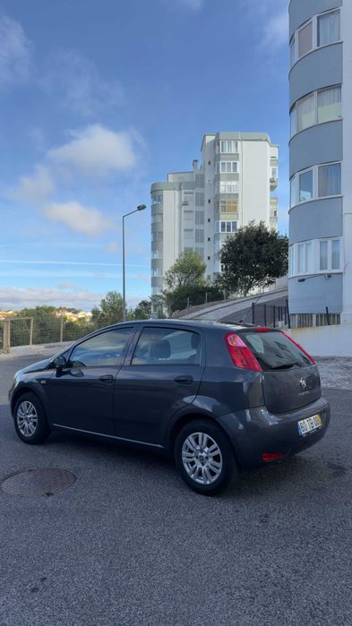 Fiat Punto 1.2 Versão: City | Gasolina Viatura Nacional | Ano 2017 — photo 3