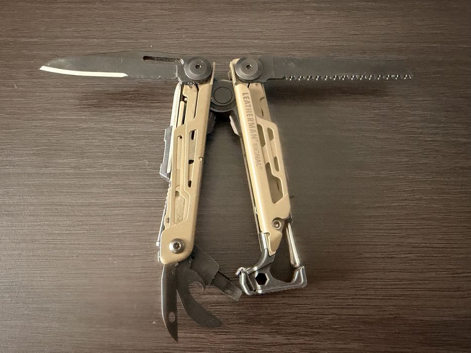 Leatherman Signal