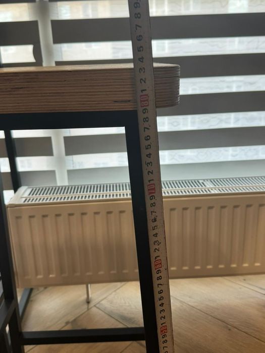 Барна стійка і 3 стільця