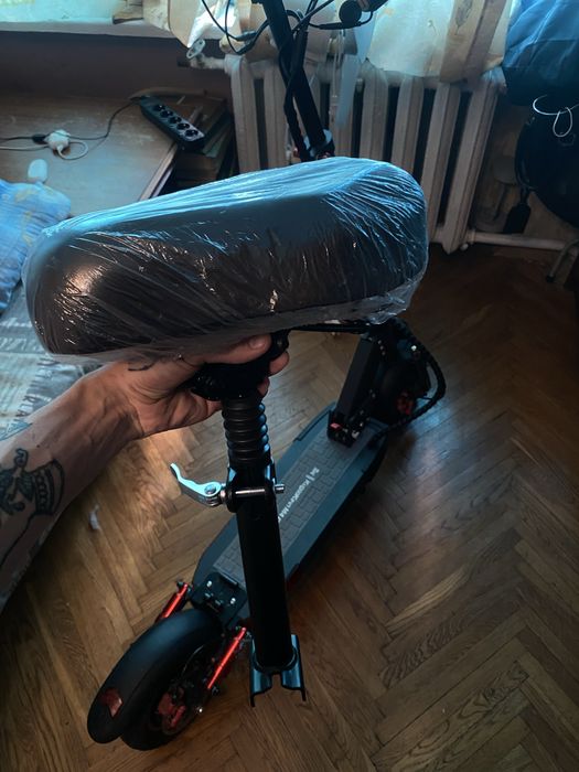 Електросамокат KUGOO KIRIN M4 PRO (2025)