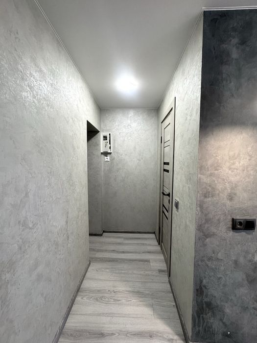 Продам 2-к квартиру, район автовокзала, с евроремонтом