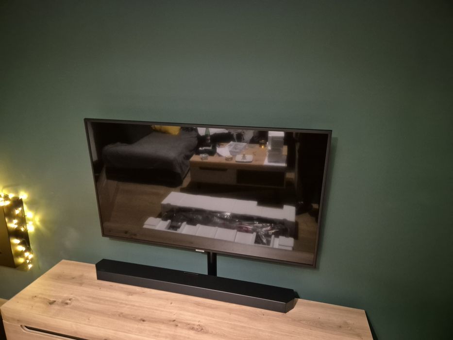 Samsung 49” 4K UHD Smart TV UE49NU7102 – HDR, stan bdb, komplet
