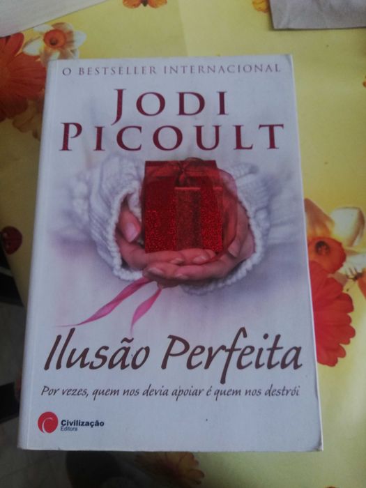 Ilusão Perfeita e outros livros, como novo