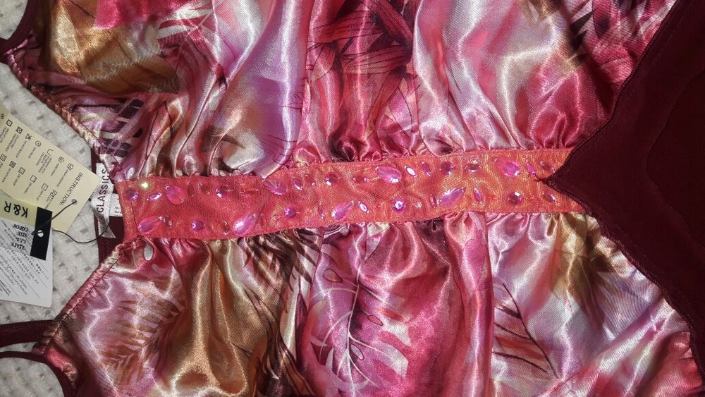 Красивая нарядная сверкающая майка новая с бирками С М кристаллы пайет