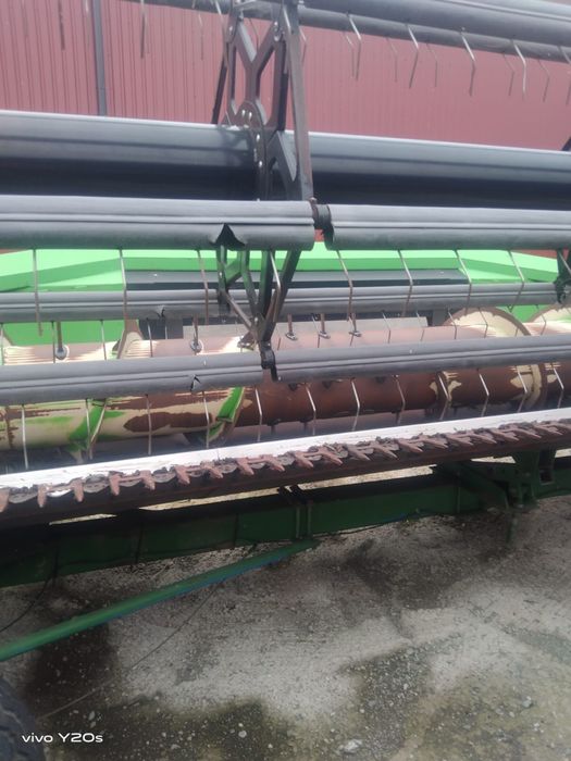 Heder zbożowy Biso z wózkiem